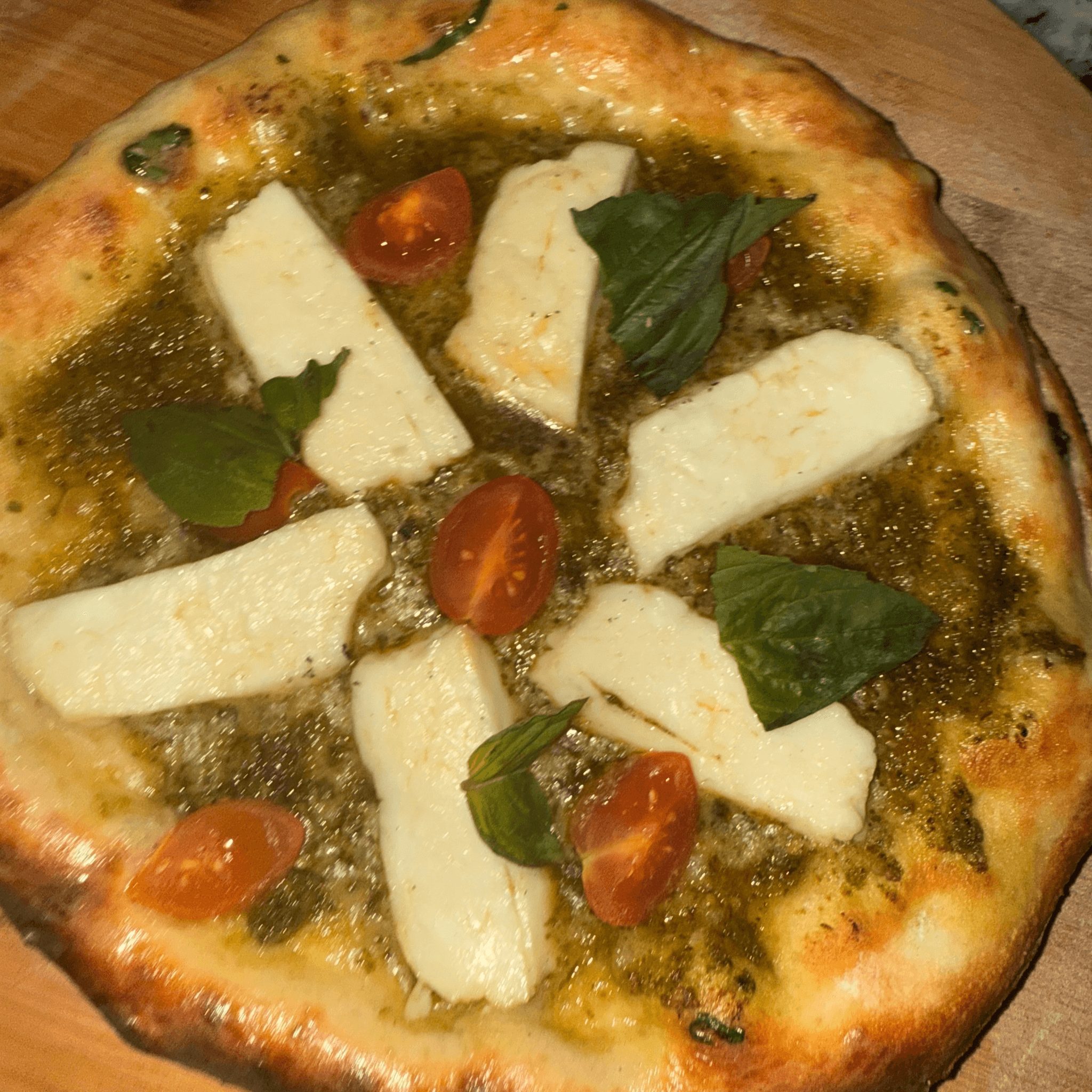 Halloumi and Pesto pizza.